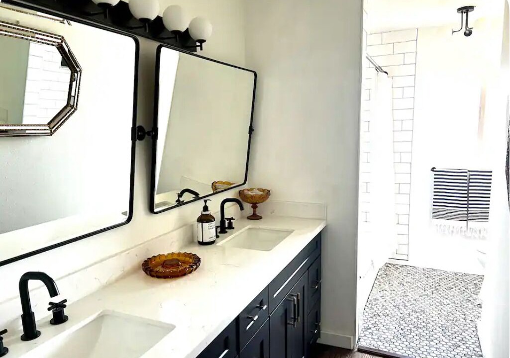 Photo of Bathroom in Eagle Rock