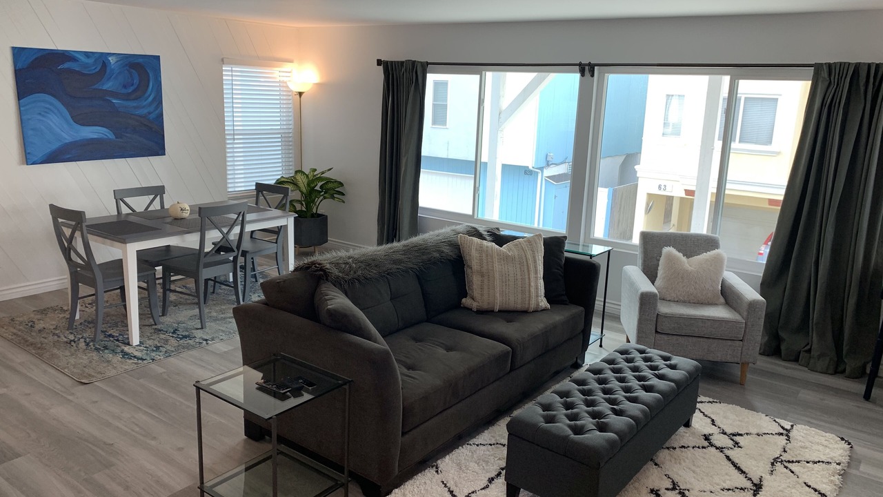 Photo of Livingroom in Hermosa Beach