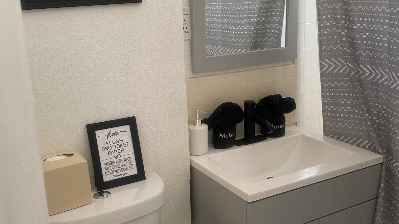 Photo of Bathroom in Yucca Valley