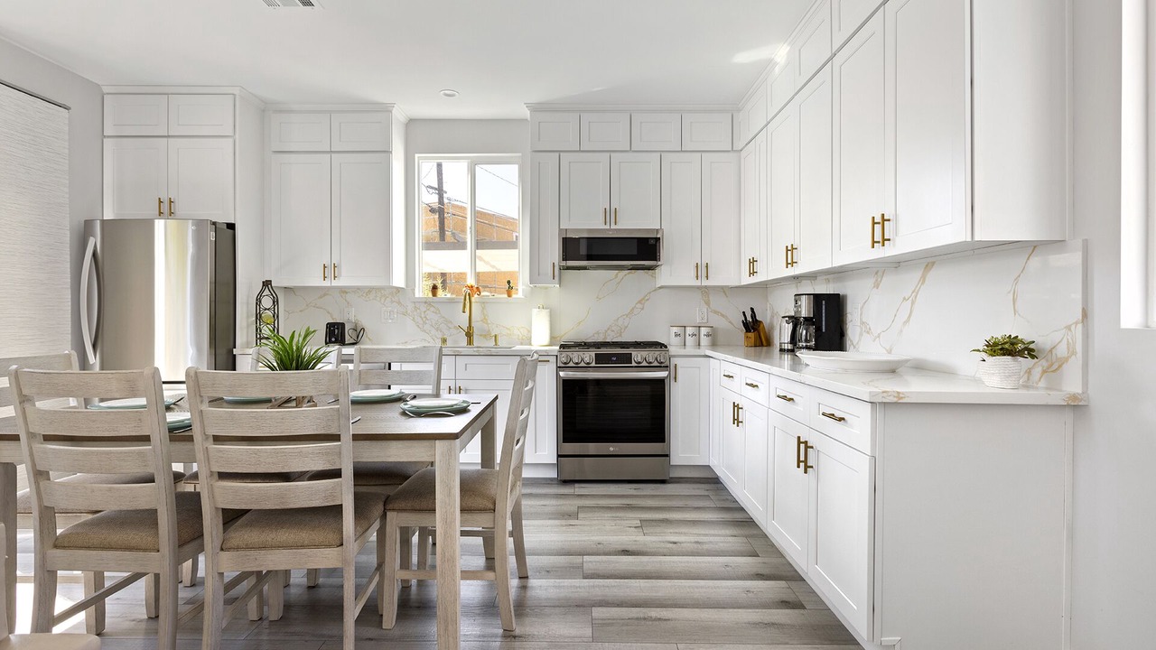 Photo of Kitchen in Valley Glen