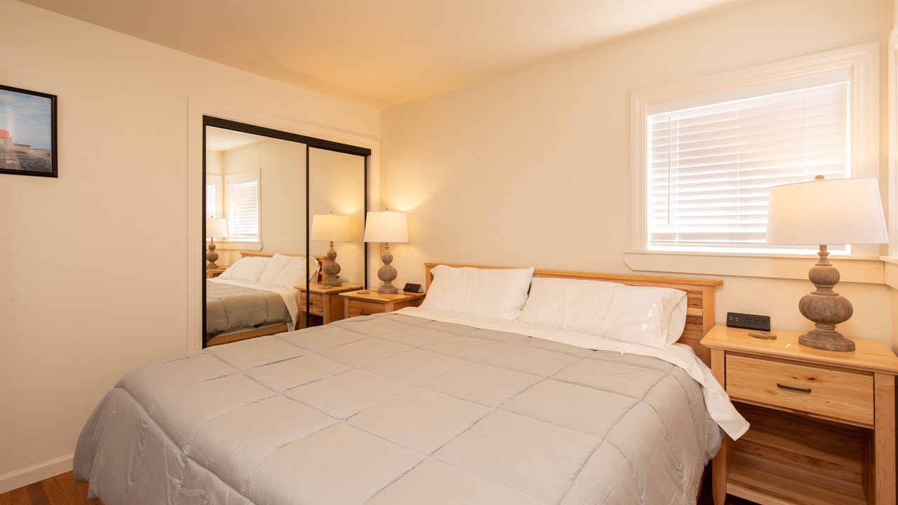 Photo of Bedroom in McKinleyville