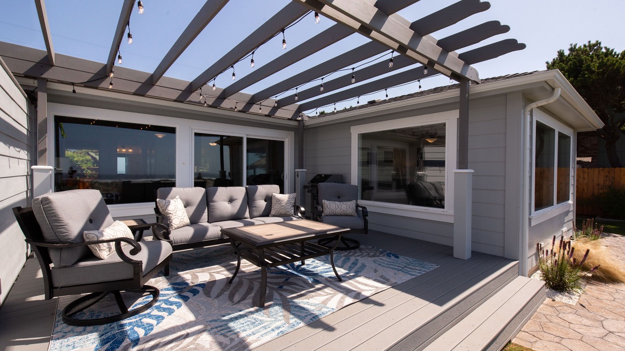 Photo of Patio Balcony in McKinleyville
