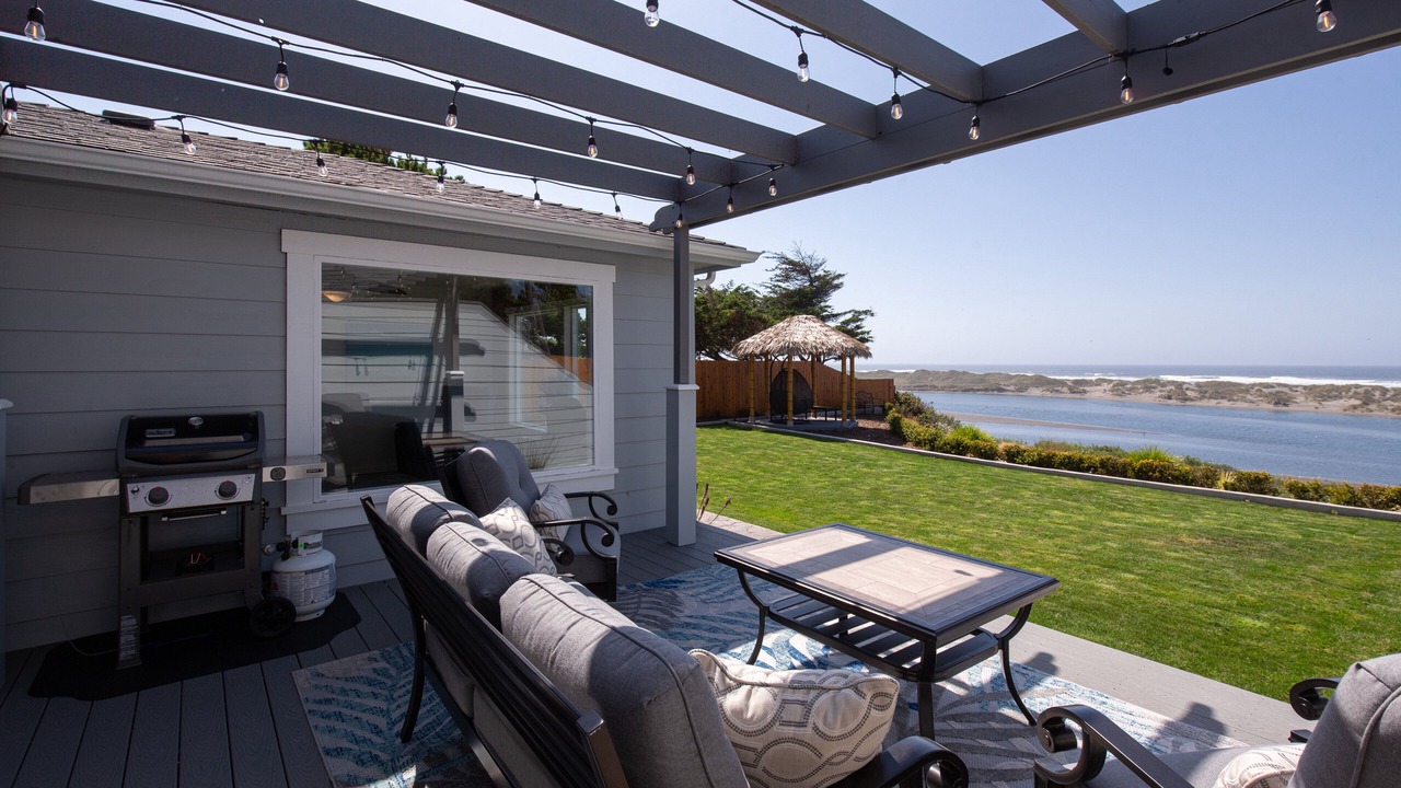 Photo of Patio Balcony in McKinleyville