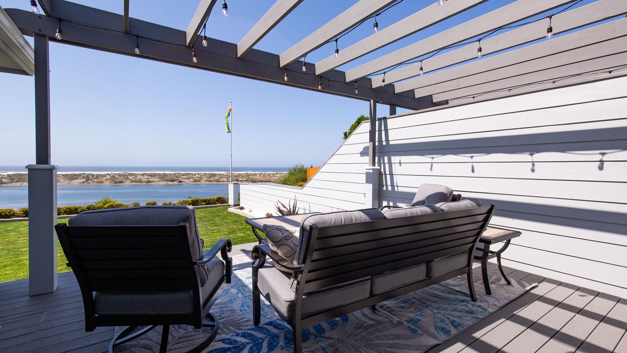 Photo of Patio Balcony in McKinleyville