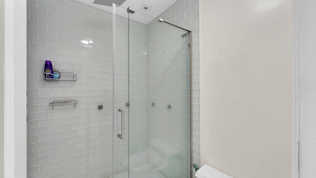 Photo of Bathroom in Beverly Grove