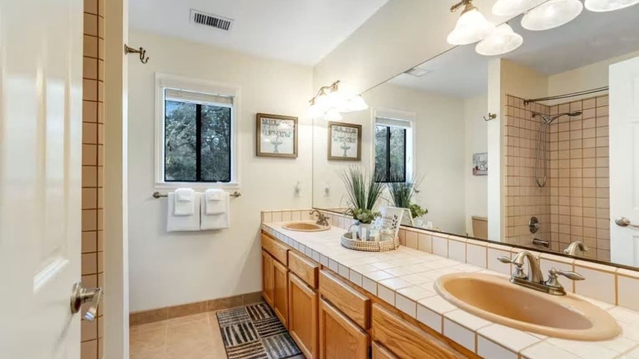 Photo of Bathroom in Healdsburg