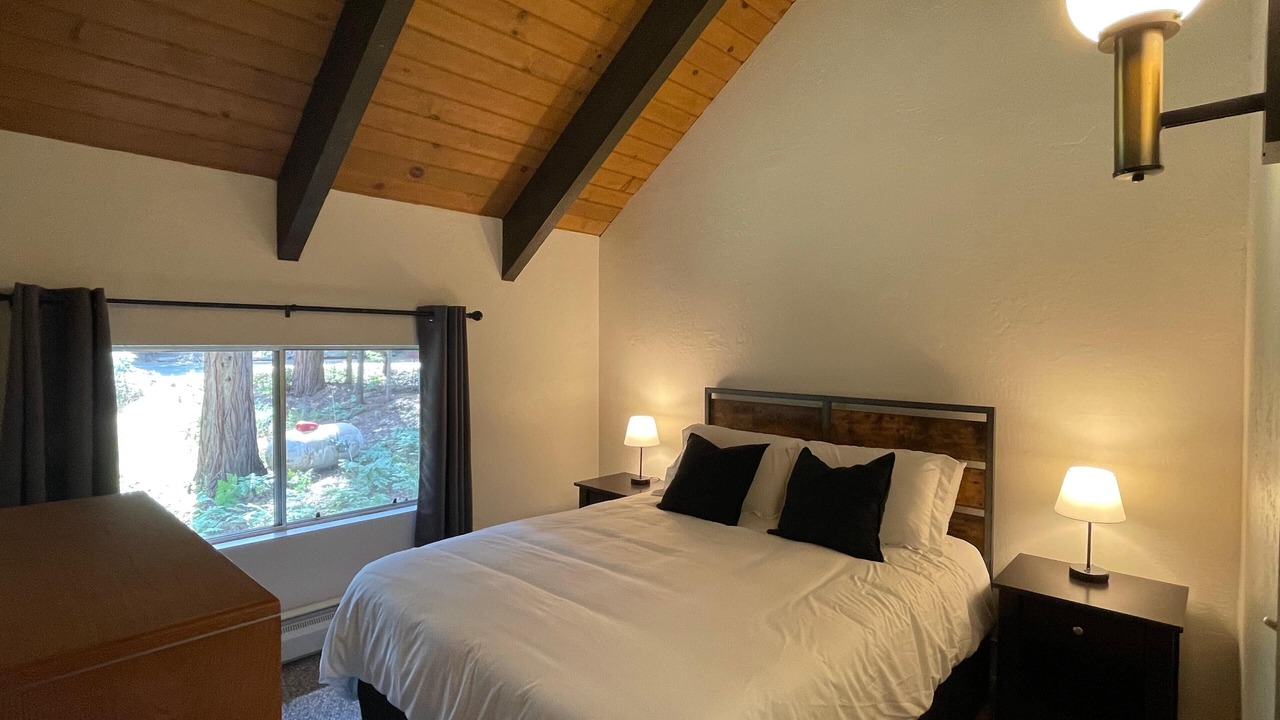Photo of Bedroom in Fish Camp