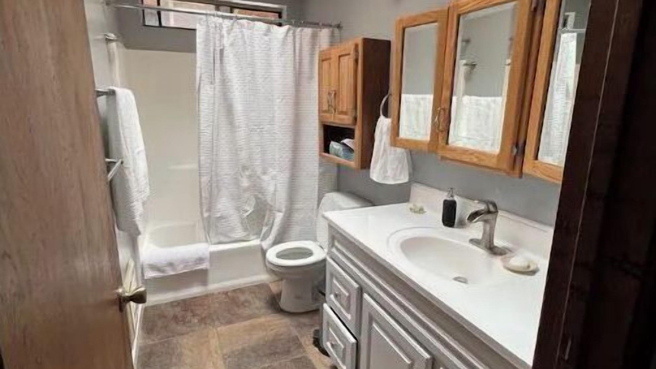 Photo of Bathroom in Lake Isabella