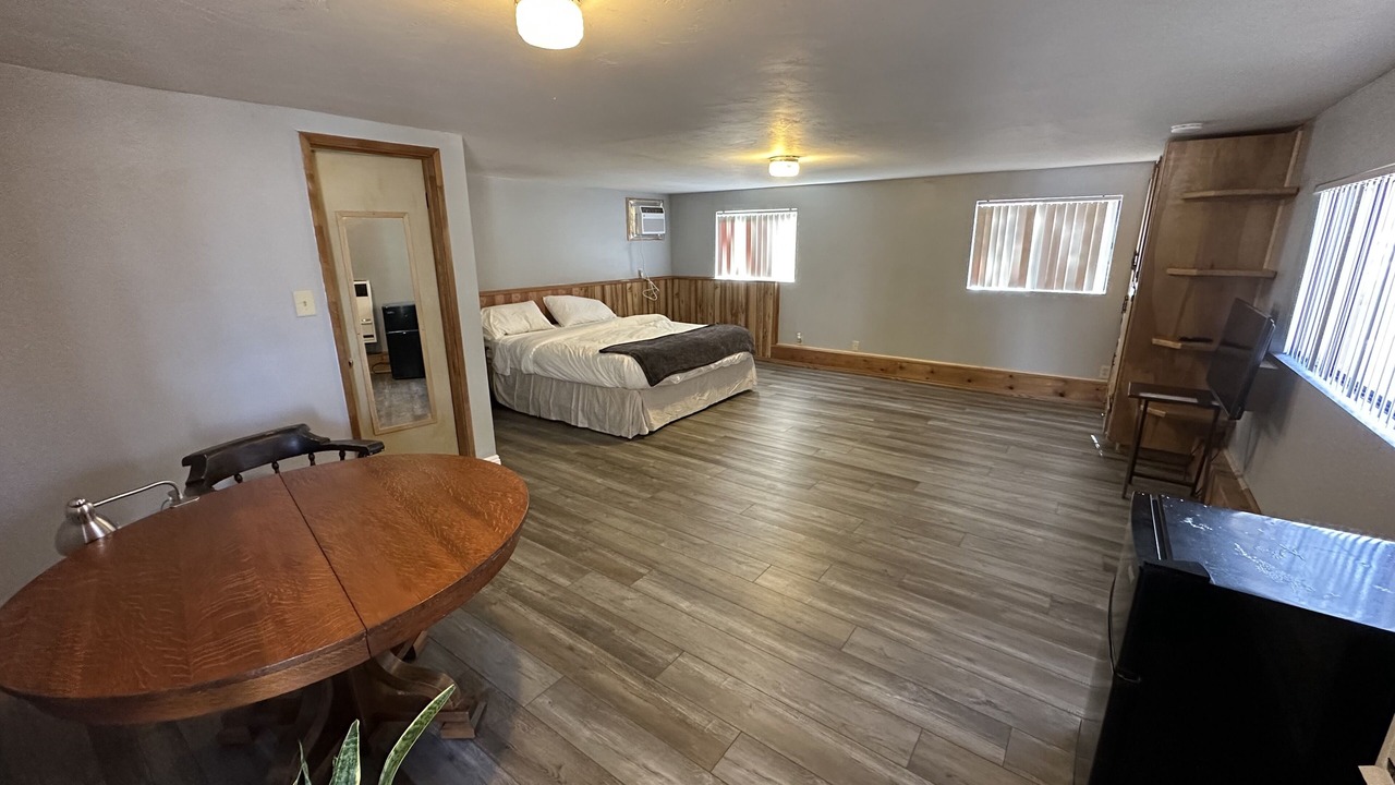 Photo of Bedroom in Lake Isabella