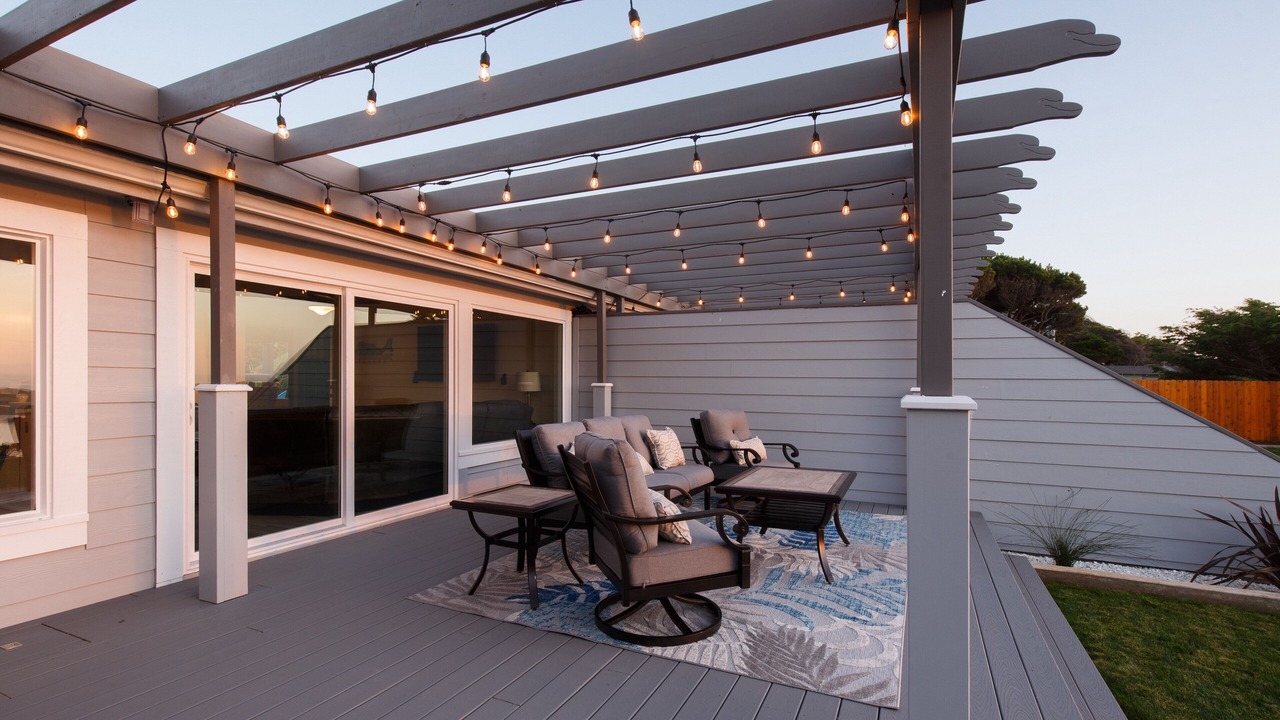 Photo of Patio Balcony in McKinleyville