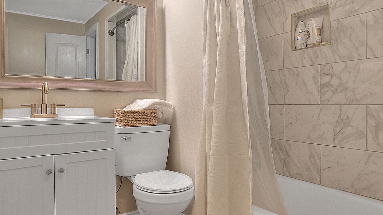Photo of Bathroom in Fawnskin