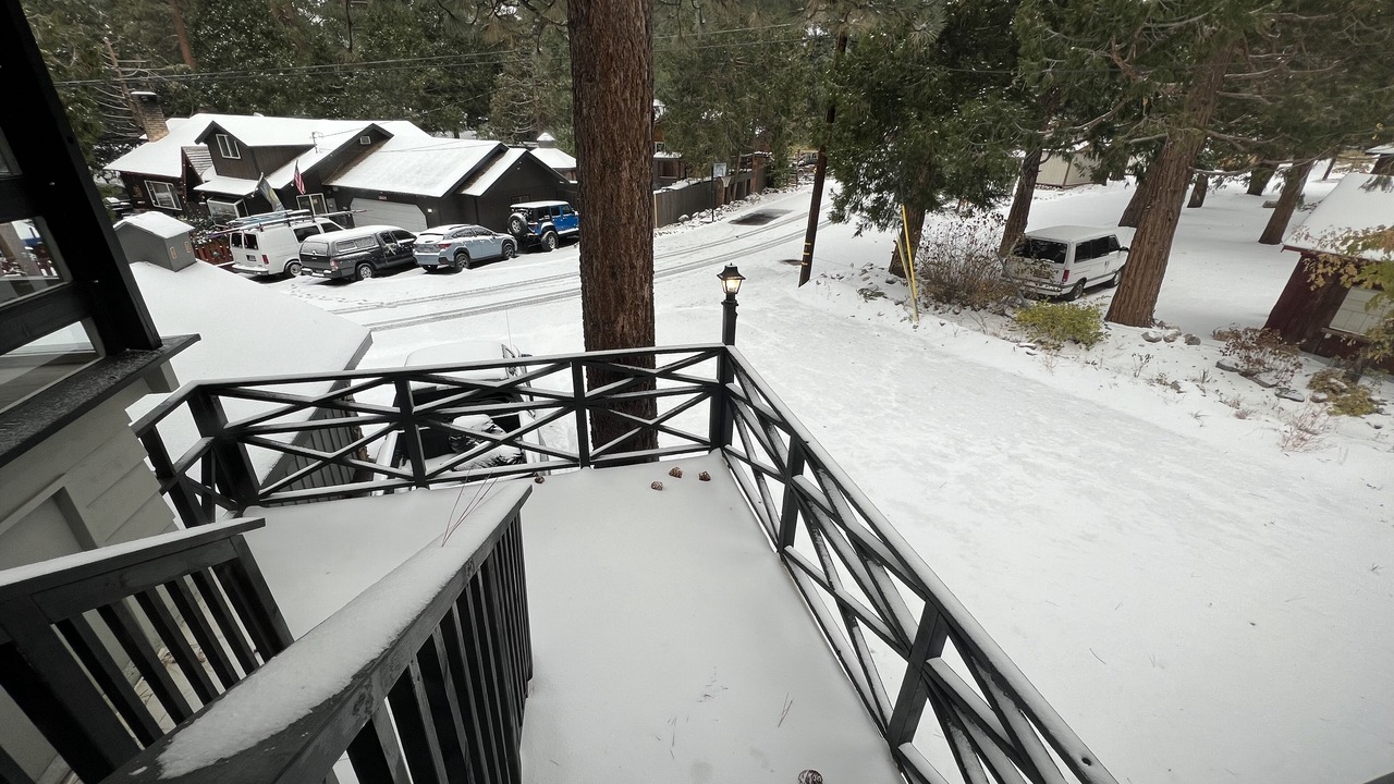 Photo of Patio Balcony in Fawnskin