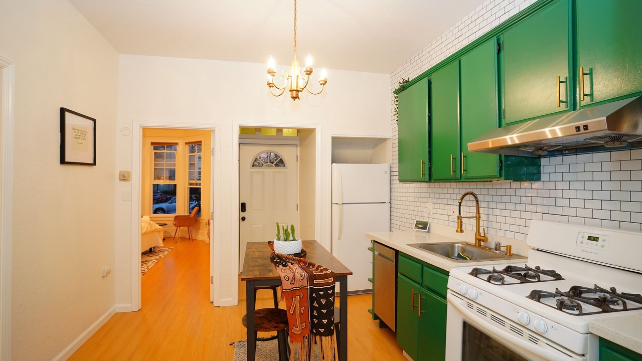 Photo of Kitchen in Oak Center