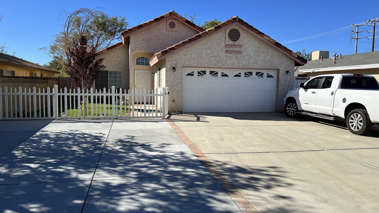 Photo of Outdoor in Quartz Hill