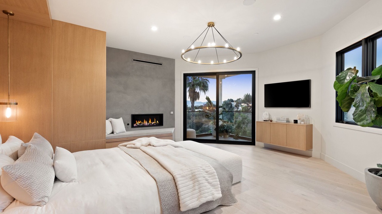 Photo of Bedroom in Studio City