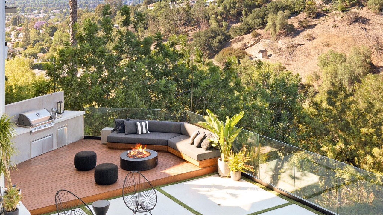 Photo of Outdoor in Studio City
