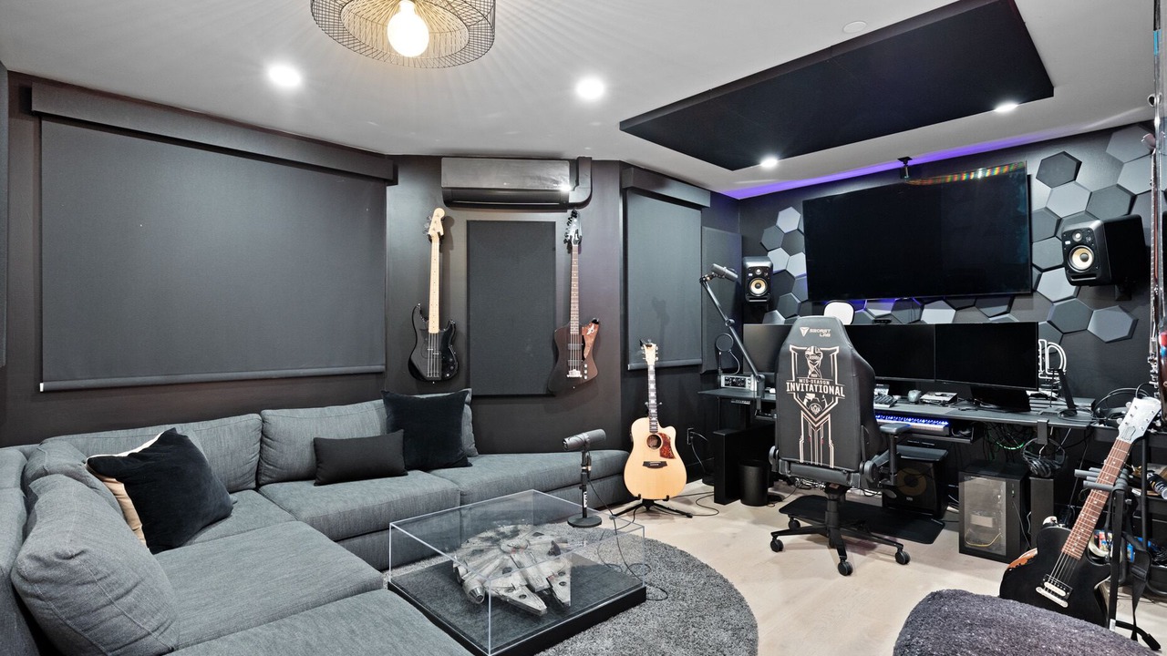 Photo of Bedroom in Studio City