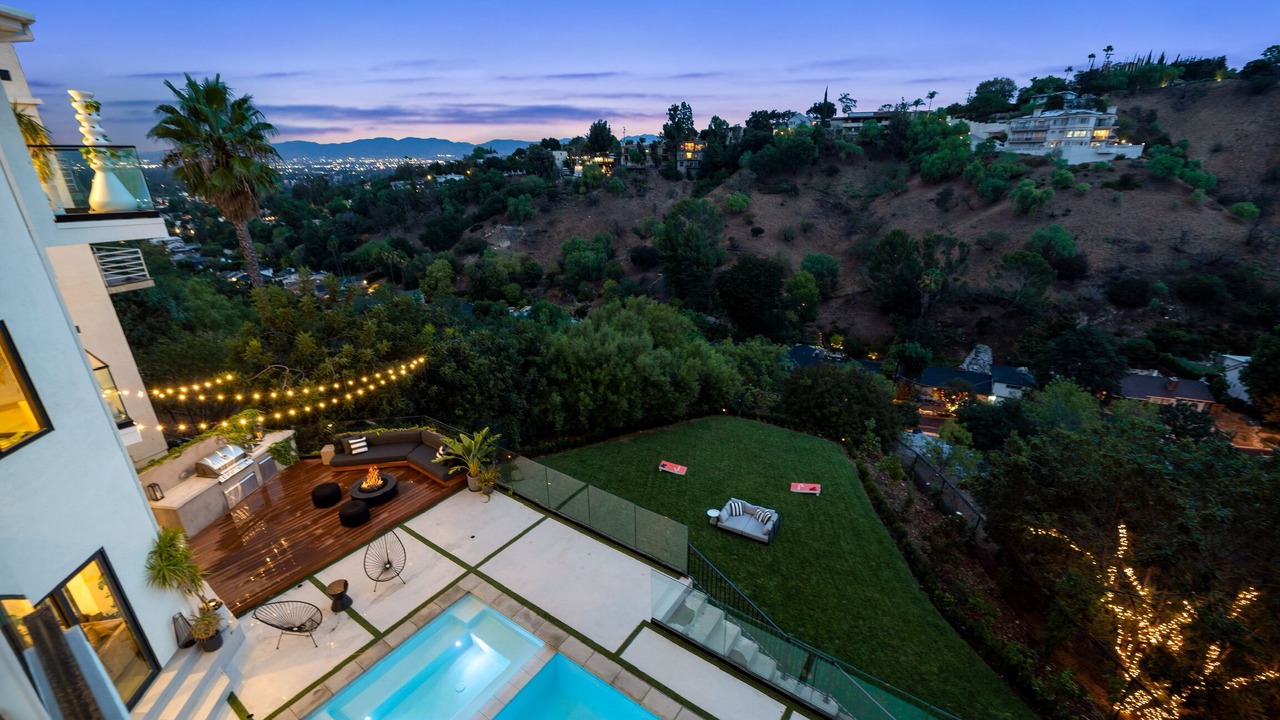 Photo of Outdoor in Studio City
