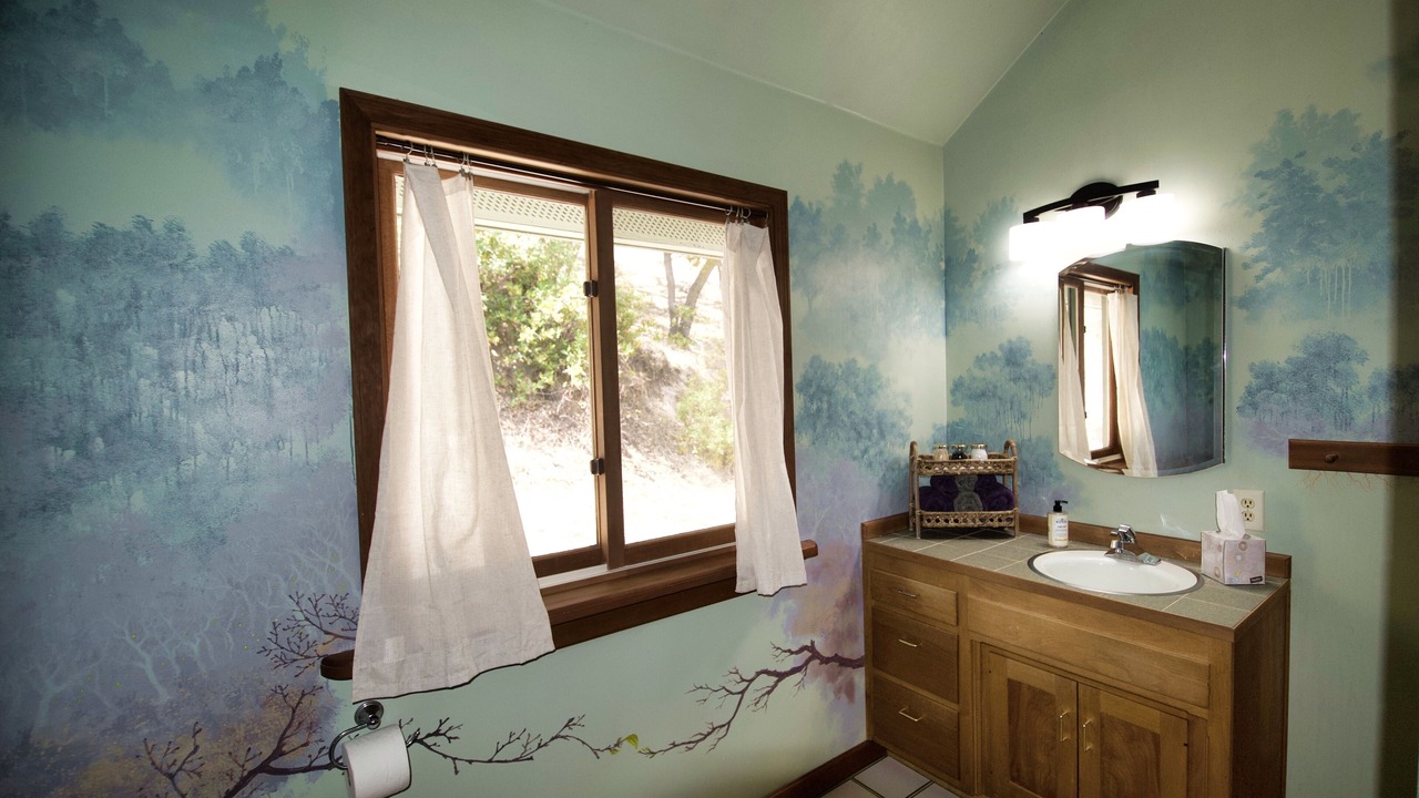 Photo of Bathroom in Tuolumne