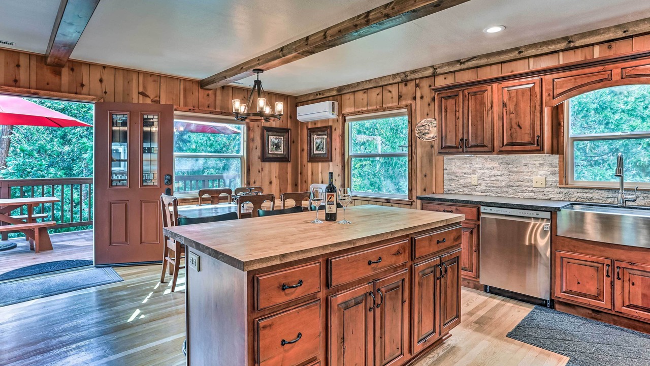 Photo of Kitchen in Oakhurst