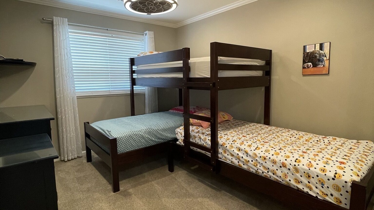 Photo of Bedroom in Victorville