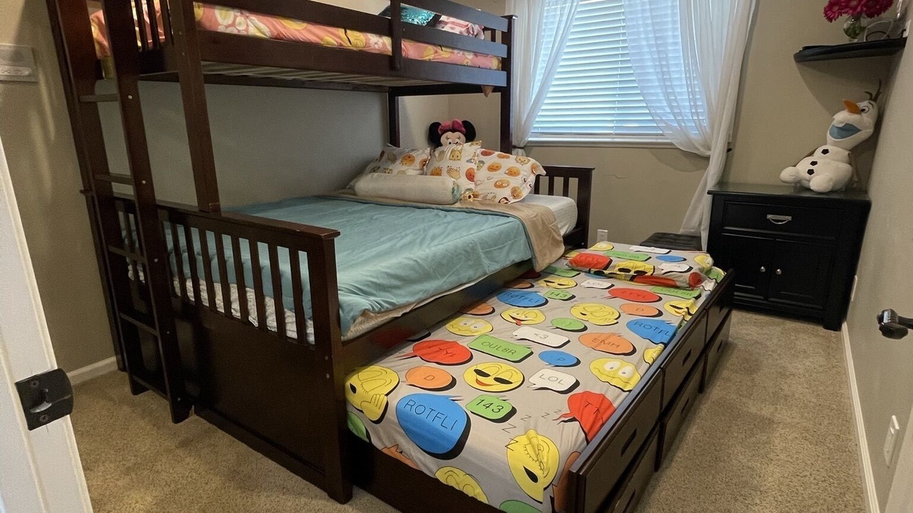 Photo of Bedroom in Victorville