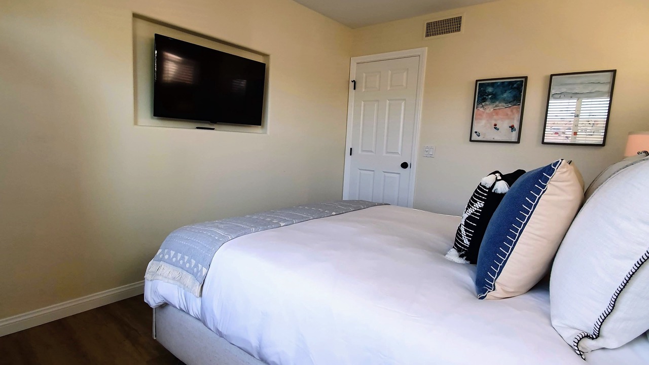 Photo of Bedroom in Downtown