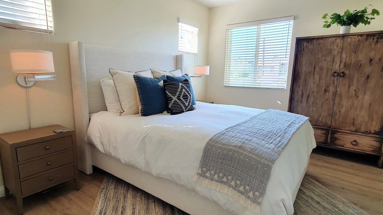 Photo of Bedroom in Downtown