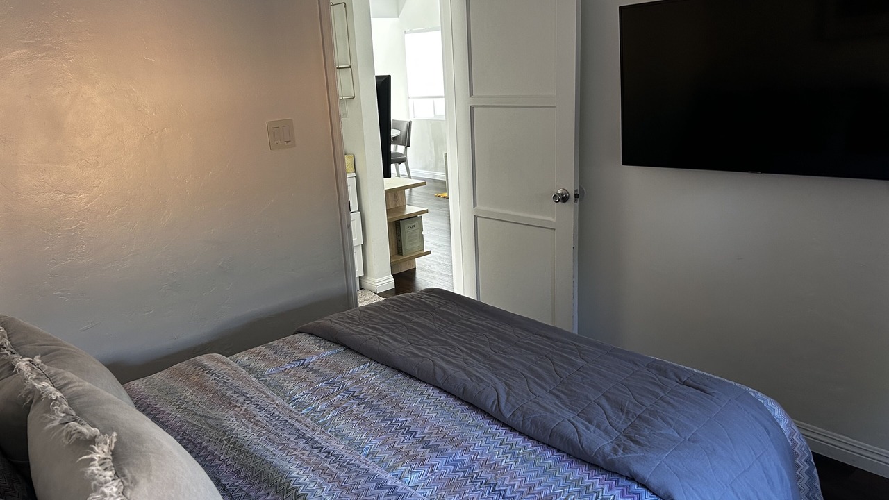 Photo of Bedroom in Lomita