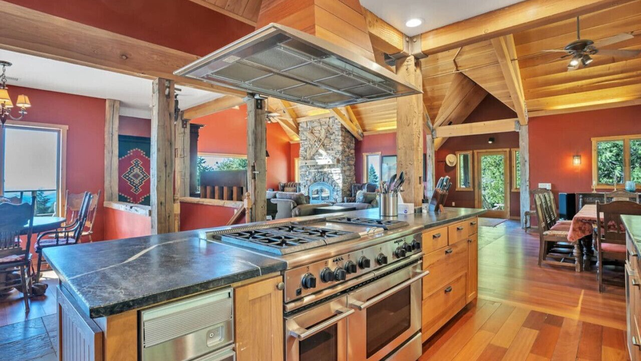 Photo of Kitchen in Palomar Mountain