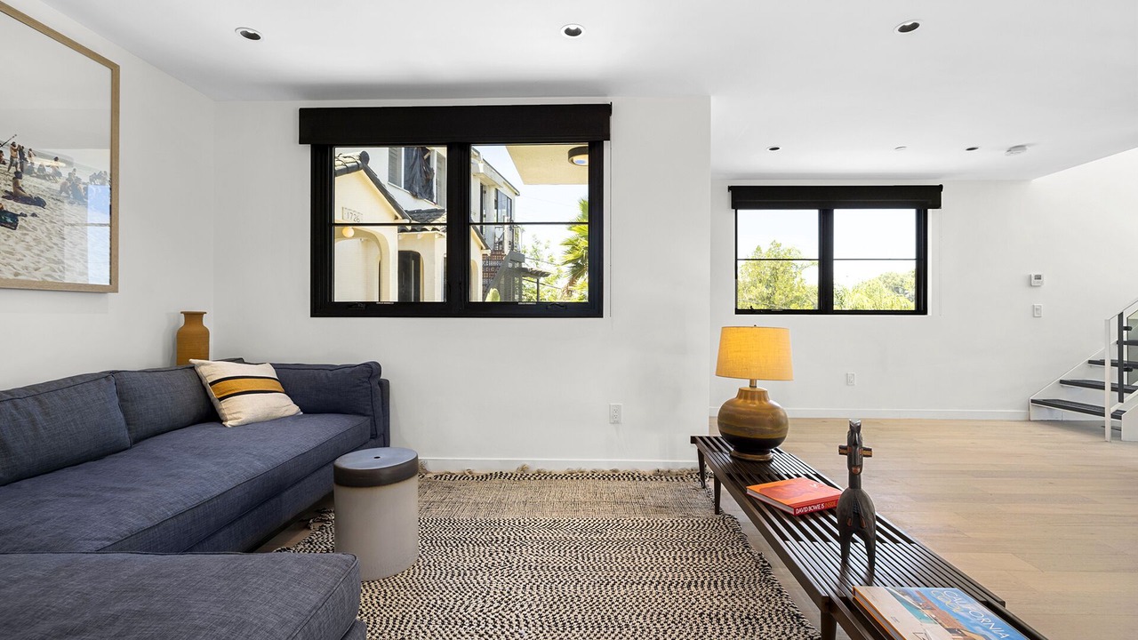 Photo of Livingroom in Elysian Heights