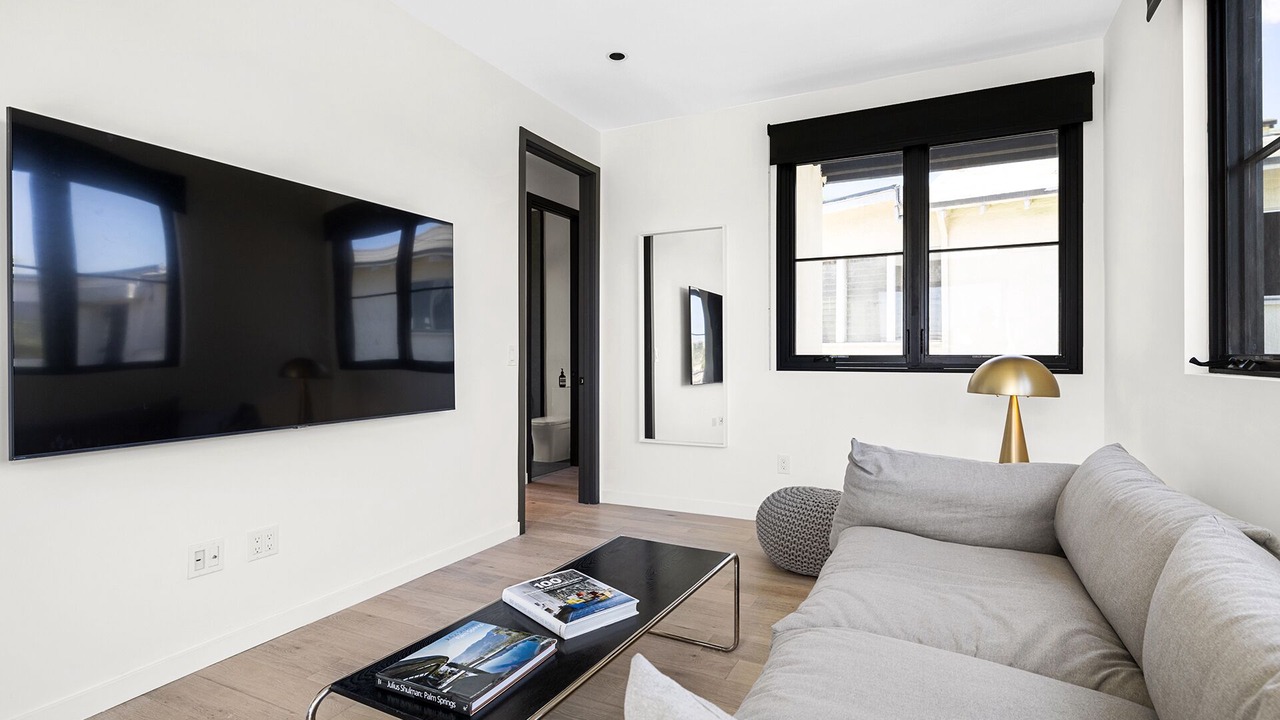 Photo of Livingroom in Elysian Heights