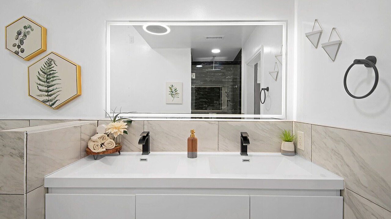 Photo of Bathroom in Fullerton