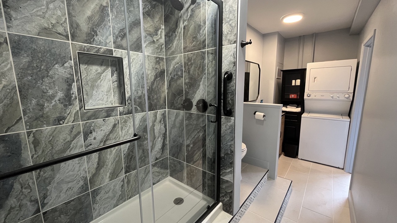 Photo of Bathroom in Cardiff-by-the-Sea