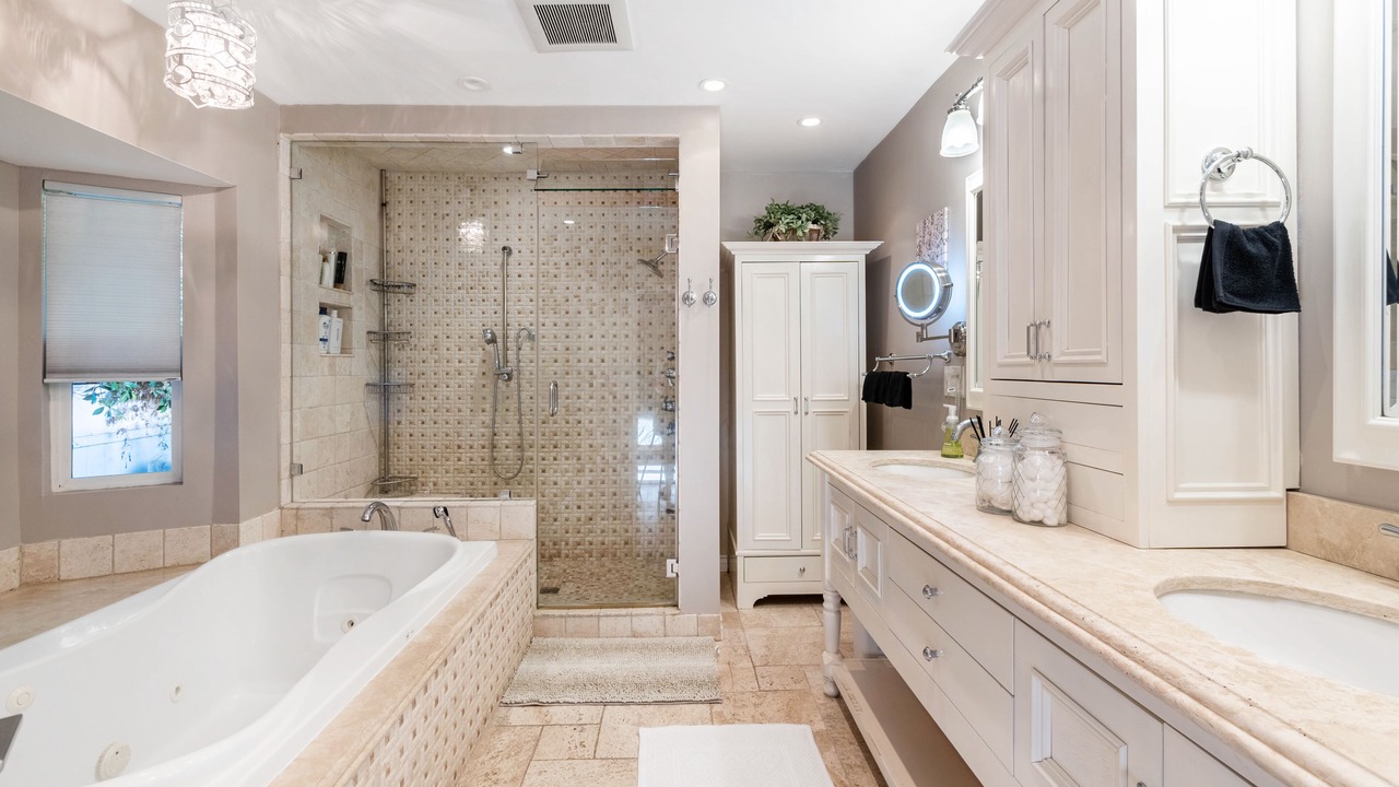 Photo of Bathroom in North Hills
