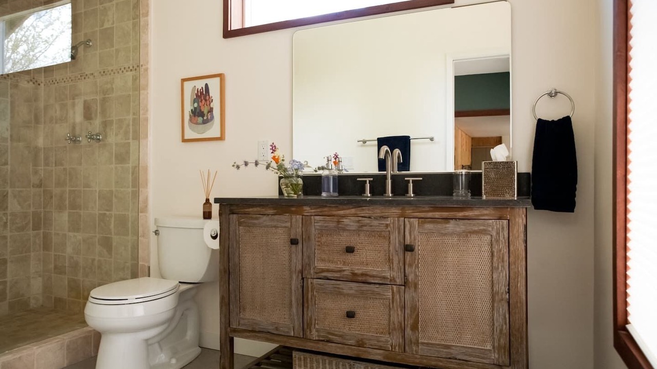 Photo of Bathroom in Kernville