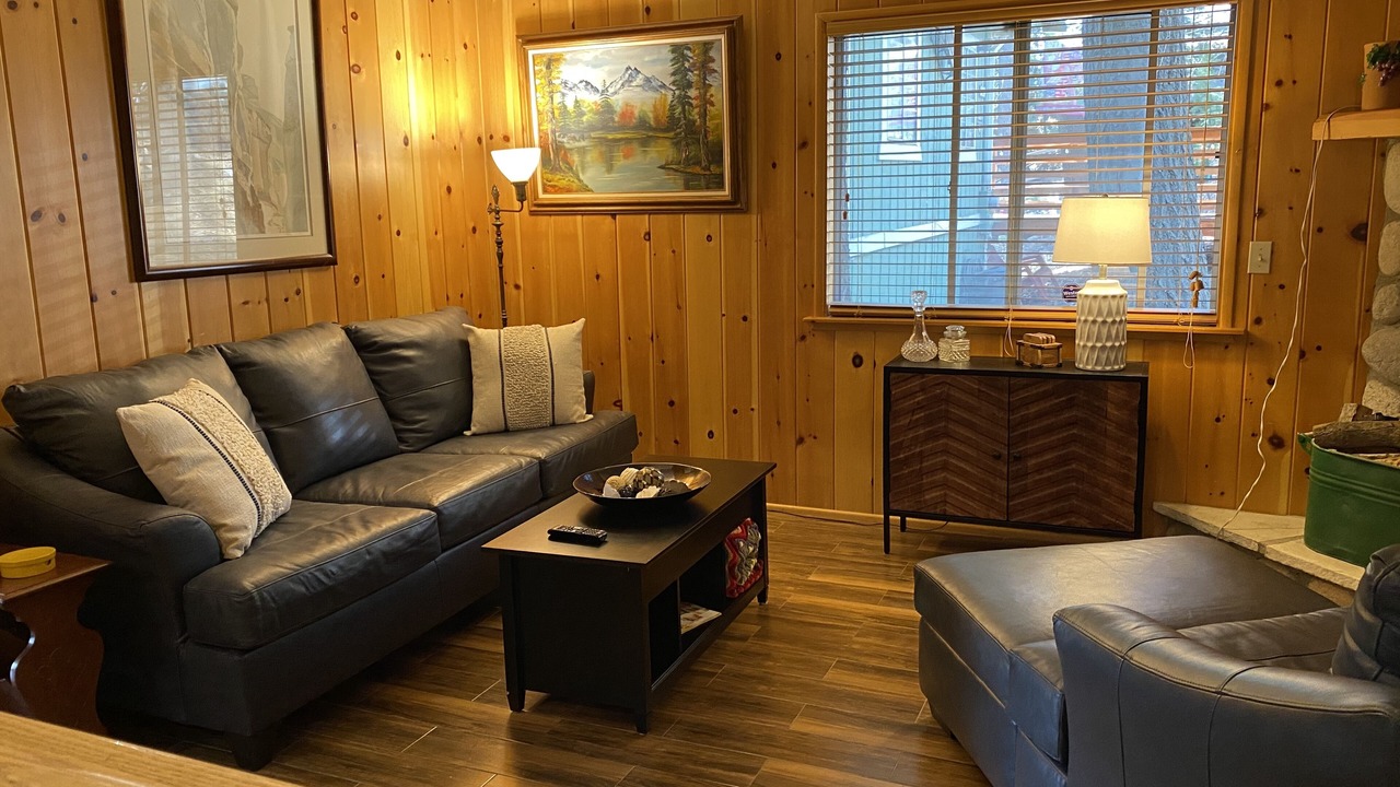 Photo of Bedroom in Arrowhead Villas