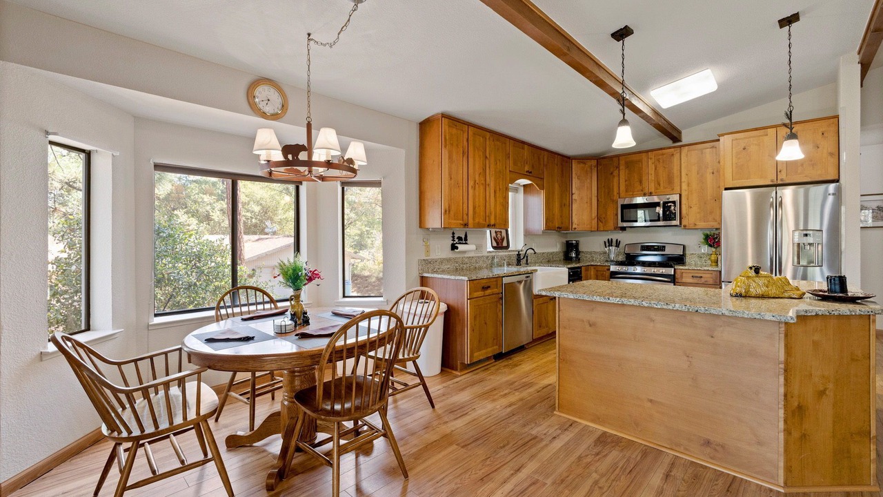 Photo of Kitchen in Groveland