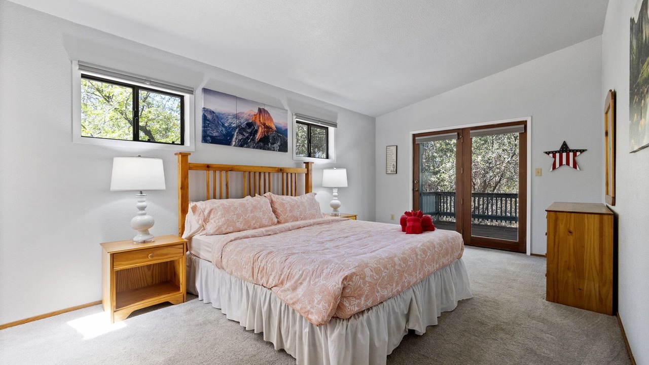 Photo of Bedroom in Groveland