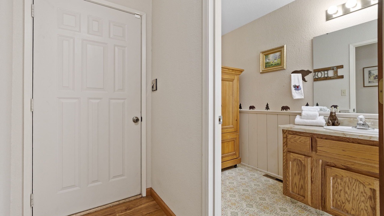 Photo of Bathroom in Groveland