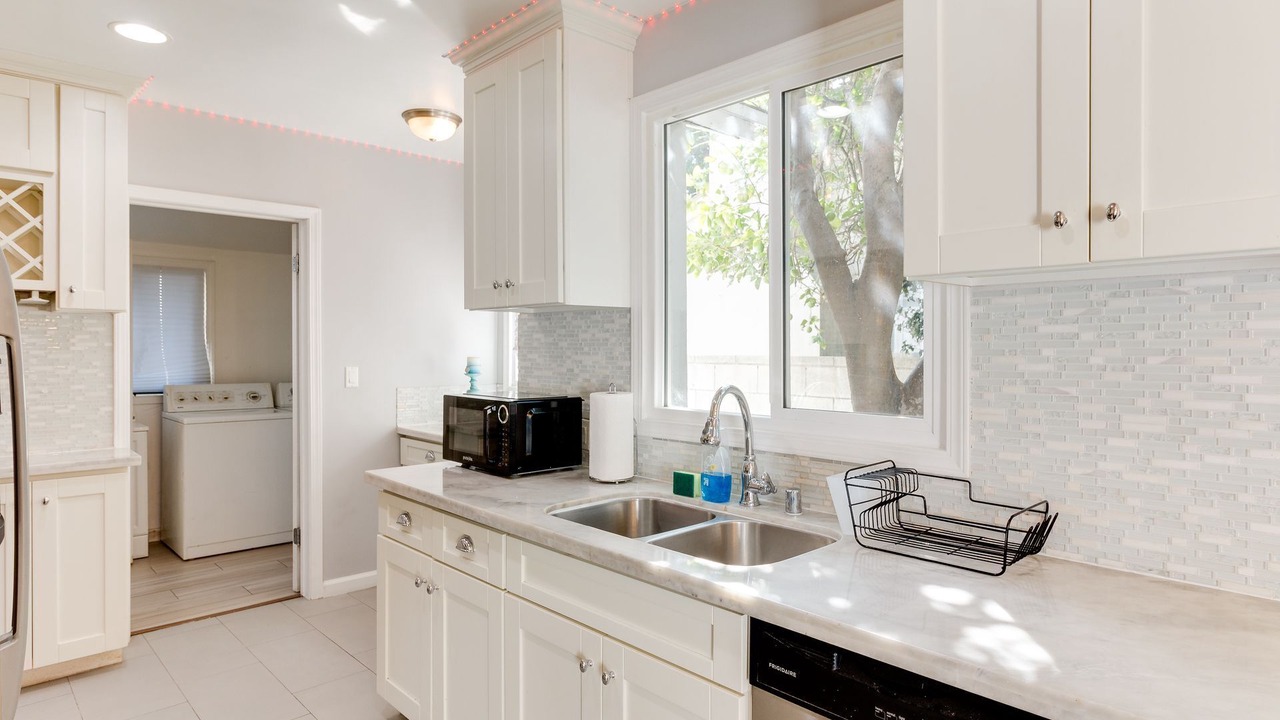 Photo of Kitchen in Reseda