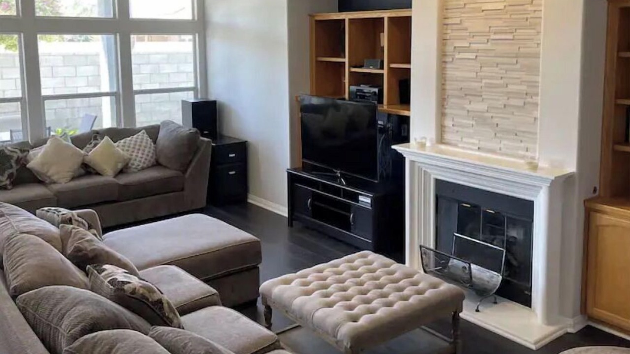 Photo of Livingroom in Rosedale