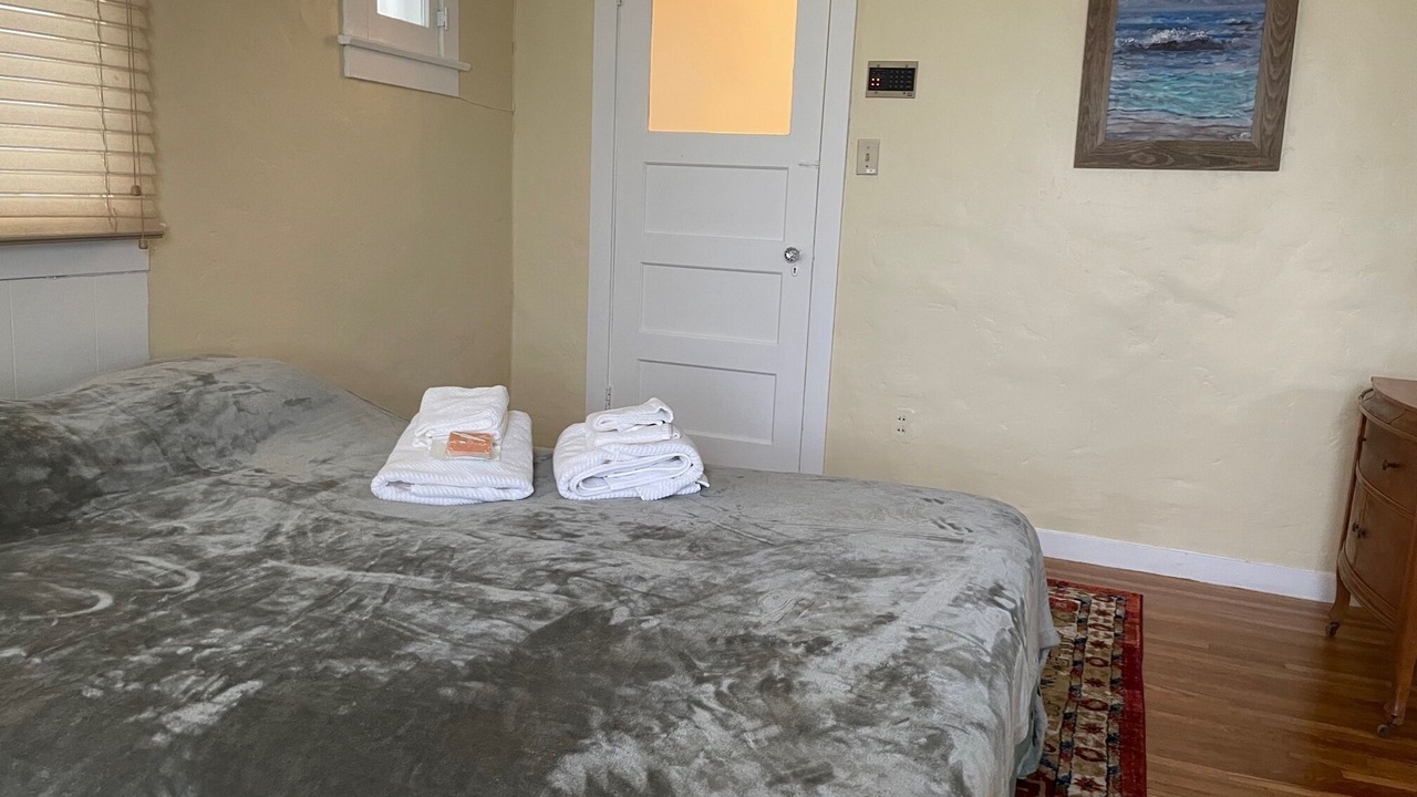 Photo of Bedroom in Downtown Riverside
