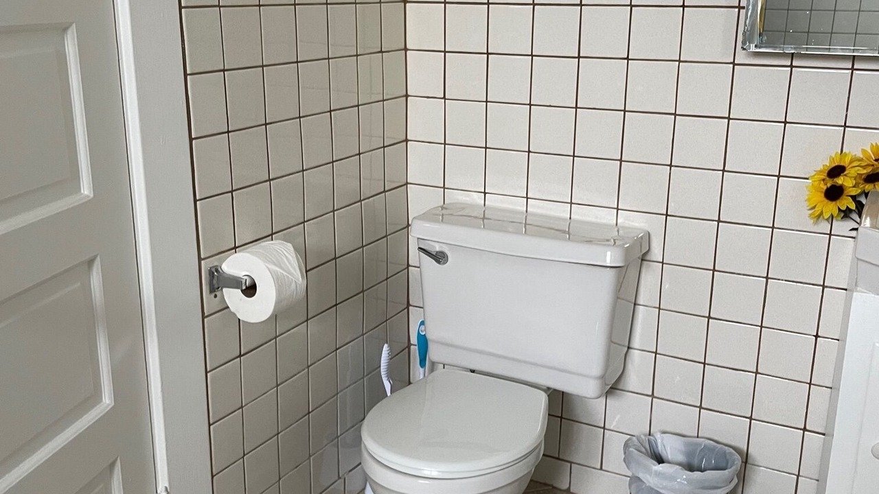 Photo of Bathroom in Downtown Riverside