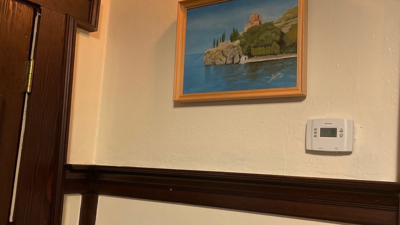 Photo of Bedroom in Downtown Riverside