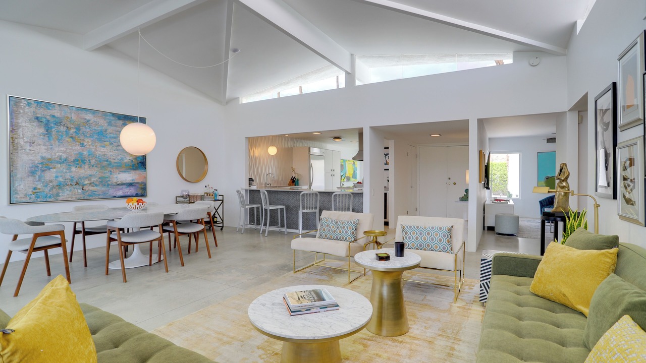 Photo of Livingroom in Canyon View Estates