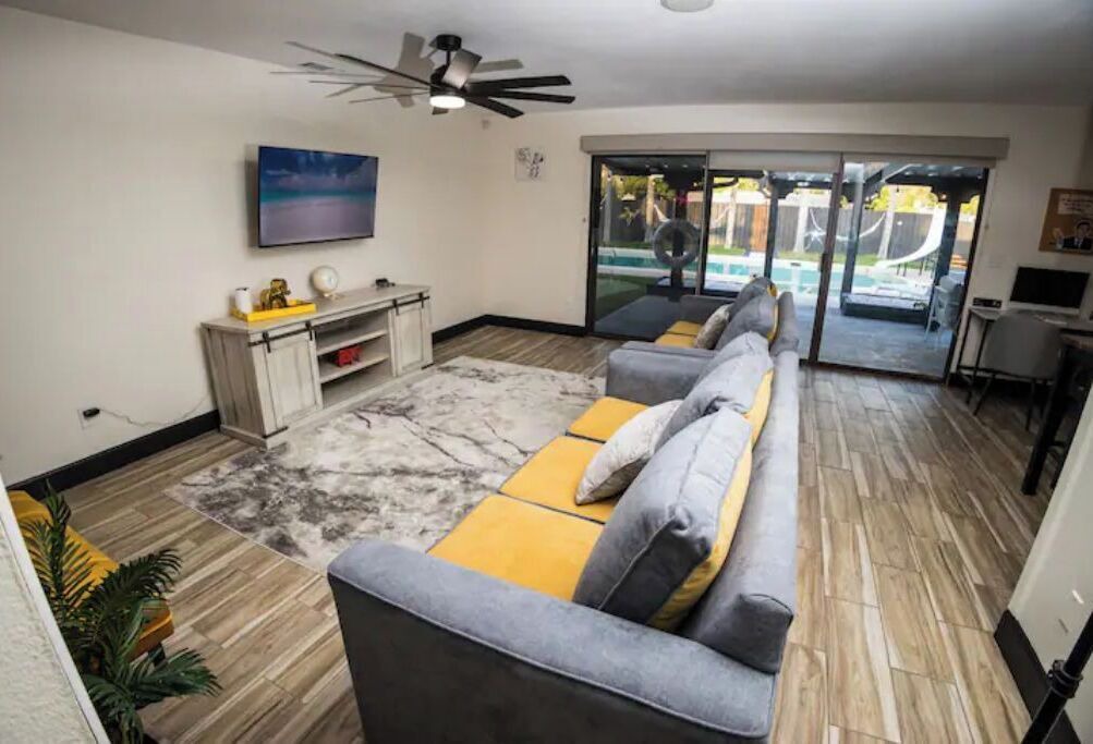 Photo of Livingroom in Patton