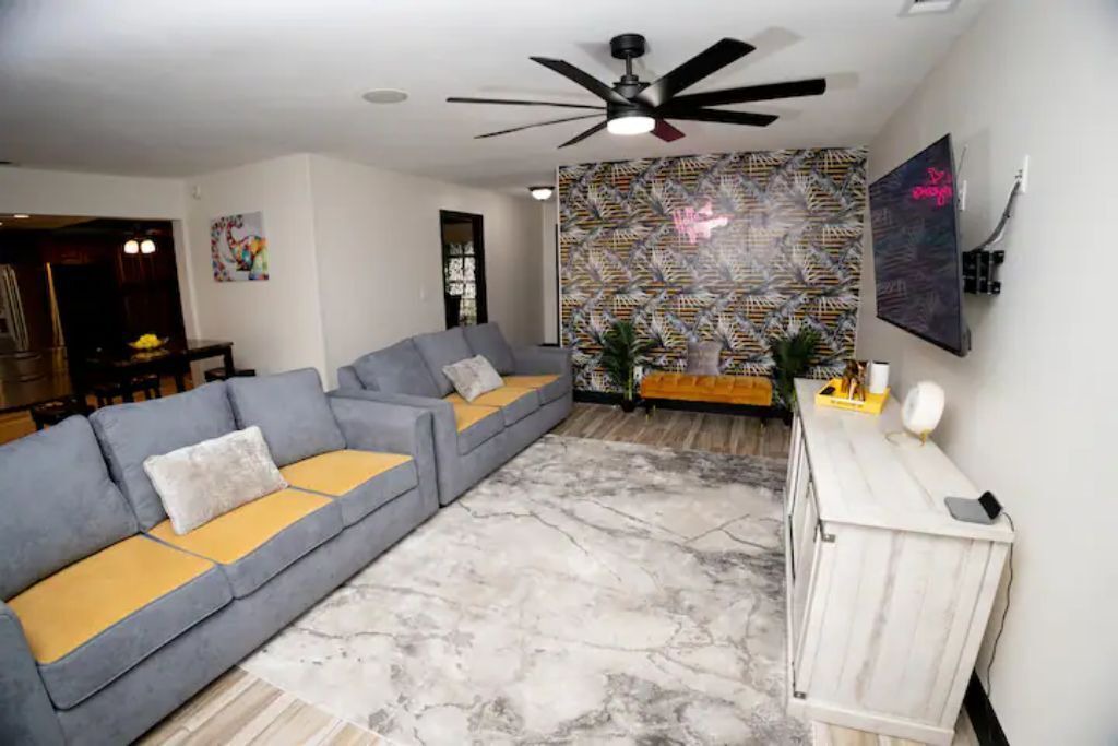 Photo of Livingroom in Patton