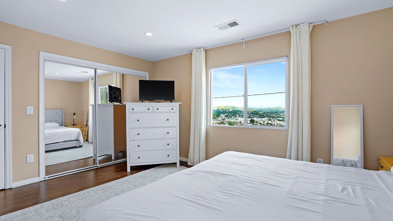 Photo of Bedroom in Los Angeles