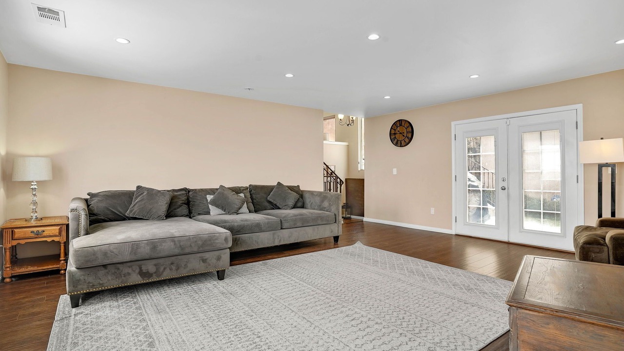 Photo of Livingroom in Los Angeles